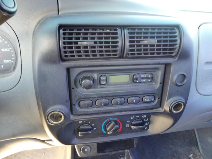 2011-ford-ranger-image-11
