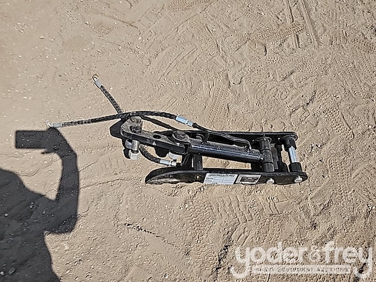 unused-ir-hydraulic-thumb-clamp-to-suit-mini-excavator-image-8
