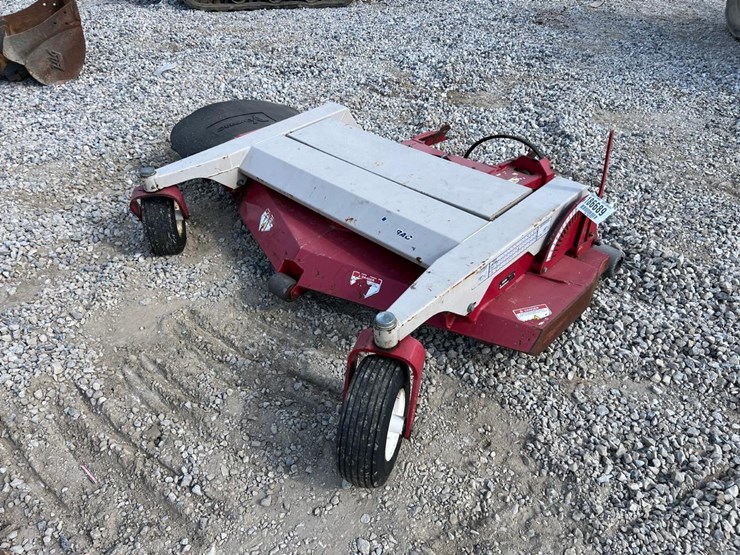 ventrac--60"-hm602-finish-mower-image-1