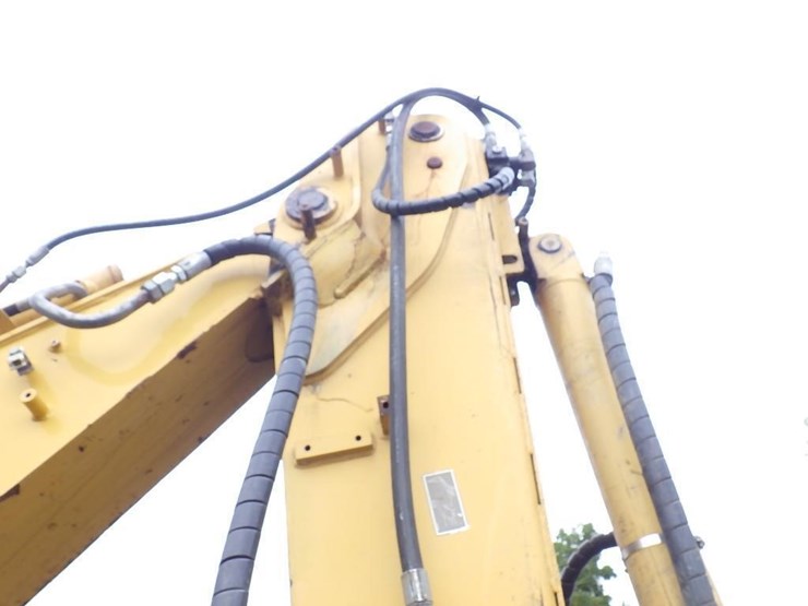 caterpillar-420d-image-20