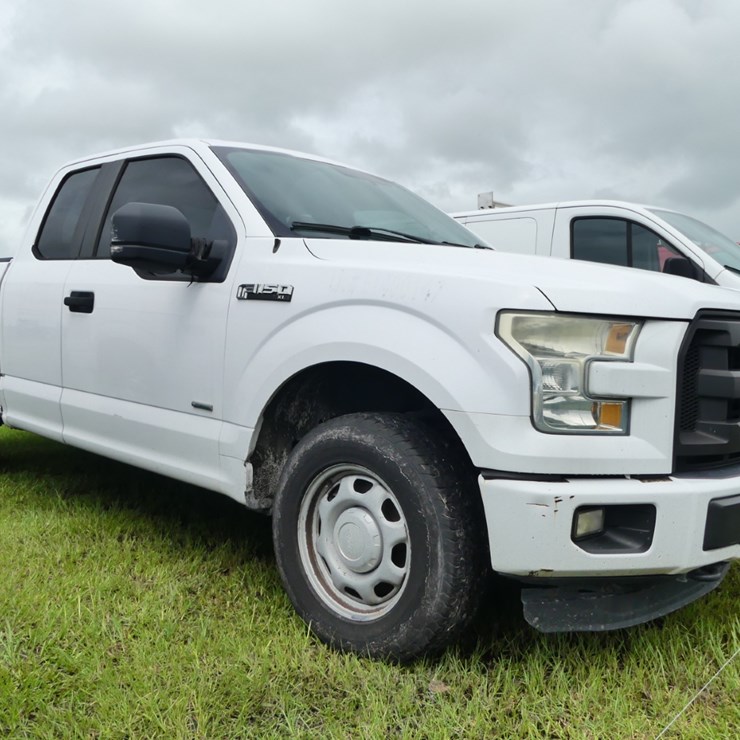 2015 FORD F150 XL
