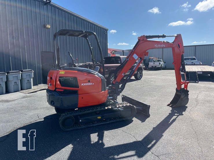 2023-kubota-kx033-4-image-4