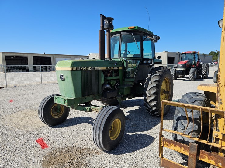 1980-john-deere-4440-image-20