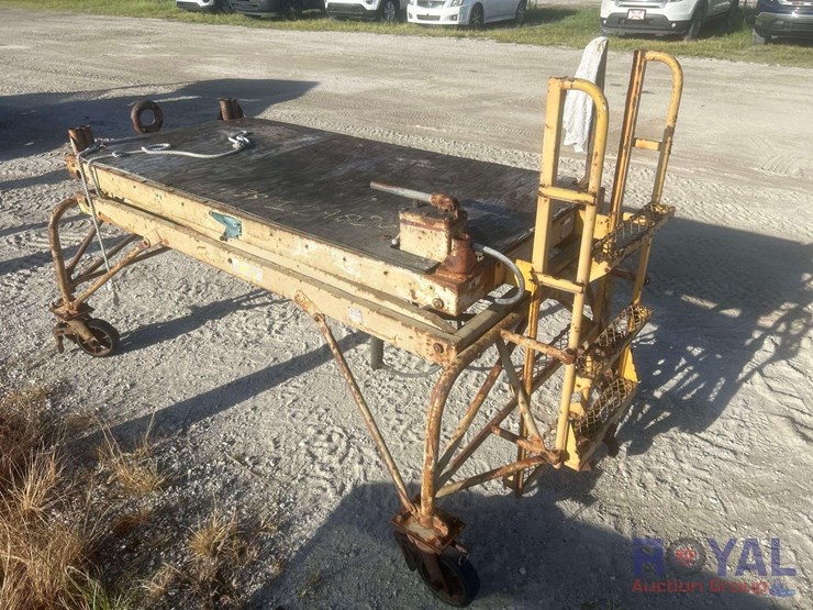 hydraulic-maintenance-workbench-lift-stand-image-1