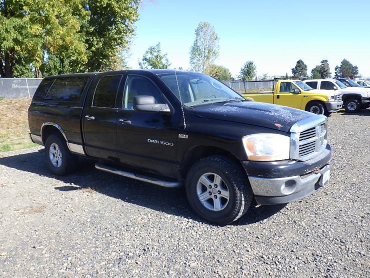 2006-dodge-1500-image-2