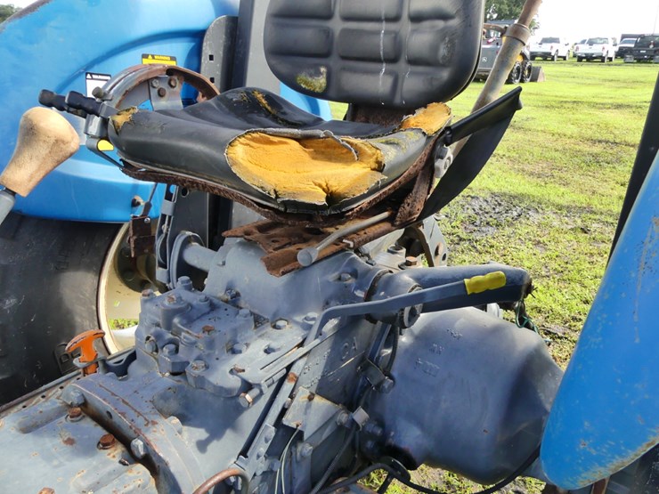 new-holland-3930-image-10