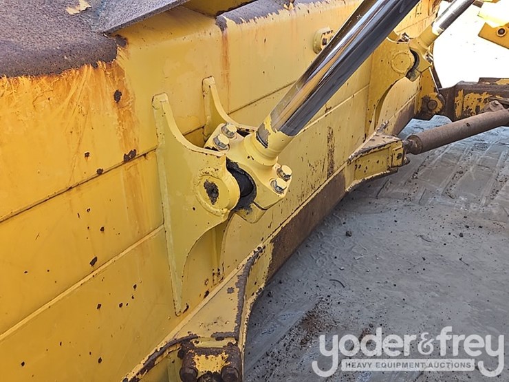 2019-komatsu-d65pxi-18-image-32