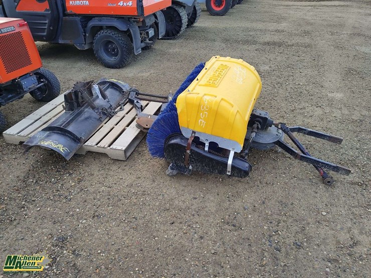 kubota-f2000-image-30