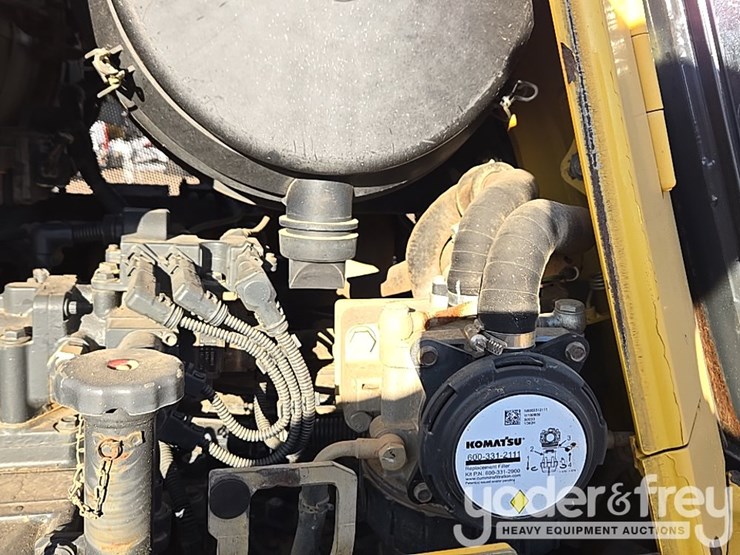 2019-komatsu-d65pxi-18-image-45