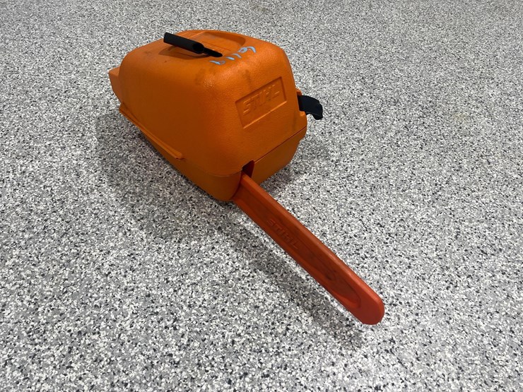 stihl-021-chainsaw-image-2