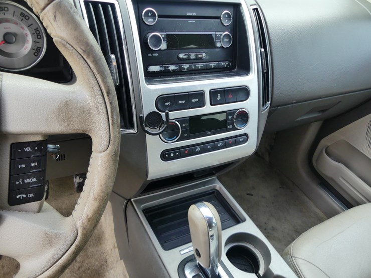 2009-ford-edge-image-12