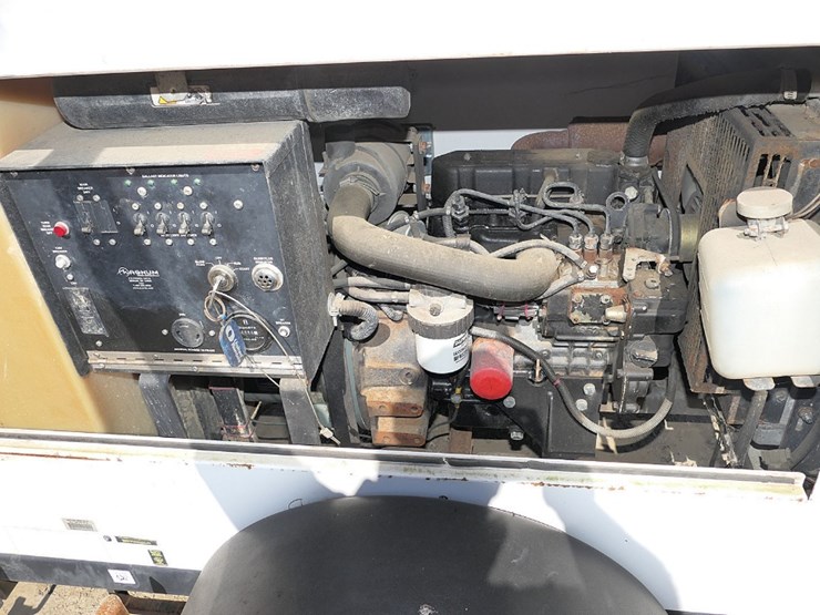 magnum-3060-light-plant,-sn:1304650,-diesel,-4-light,-6kw/-240v-image-8