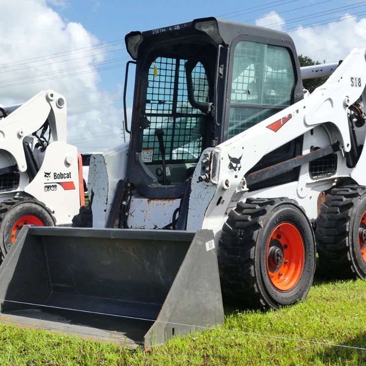 2021 BOBCAT S740