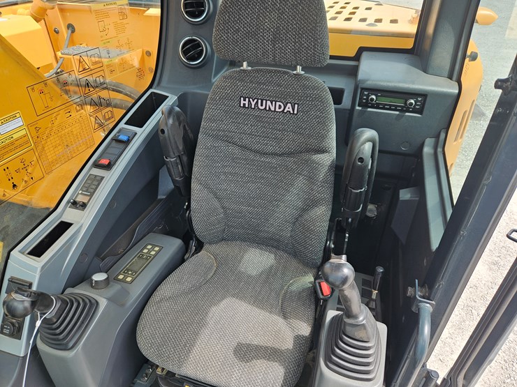 2018-hyundai-hx235-lcr-image-14