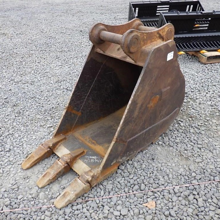 CATERPILLAR 24