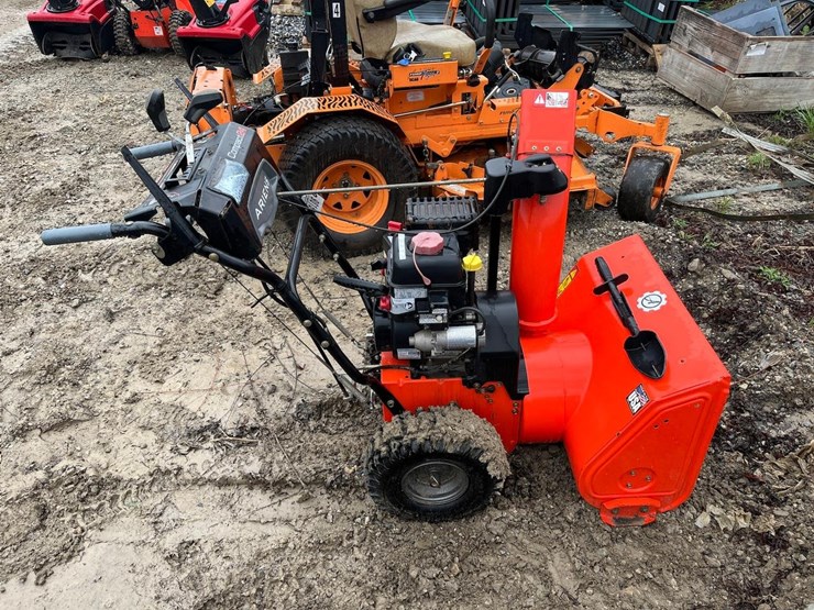 ariens-24"-walk-behind-snow-blower-image-4