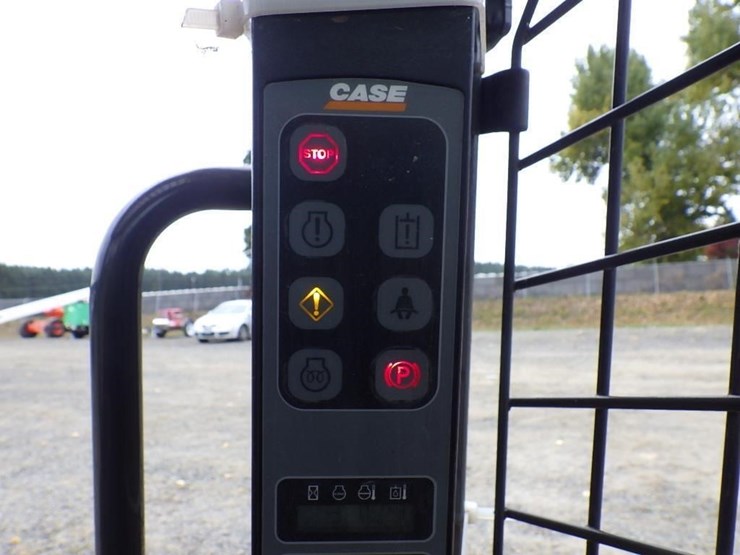 2012-case-sv300-image-25