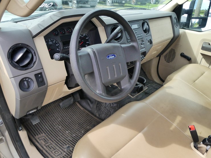 2008-ford-f550-xl-image-10