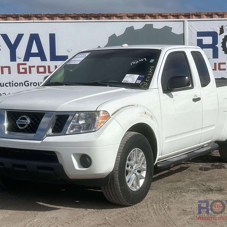 2017 NISSAN FRONTIER