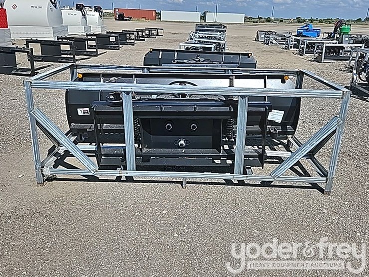 unused-jct-84"-snow/-dozer-blade-to-suit-skidsteer-image-4
