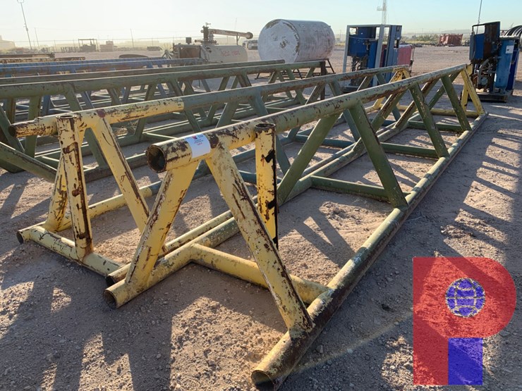 (2x$)-28’-x-42”-triangle-pipe-racks-image-1