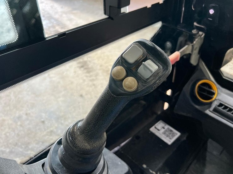 jcb-3ts-8t-image-28