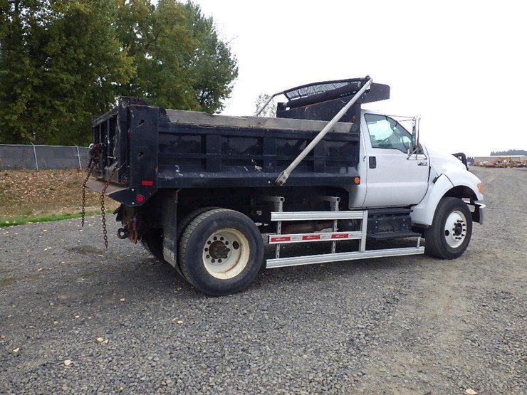 ford-f750-image-5