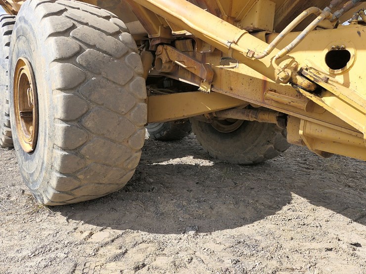 1994-caterpillar-d400d-image-22