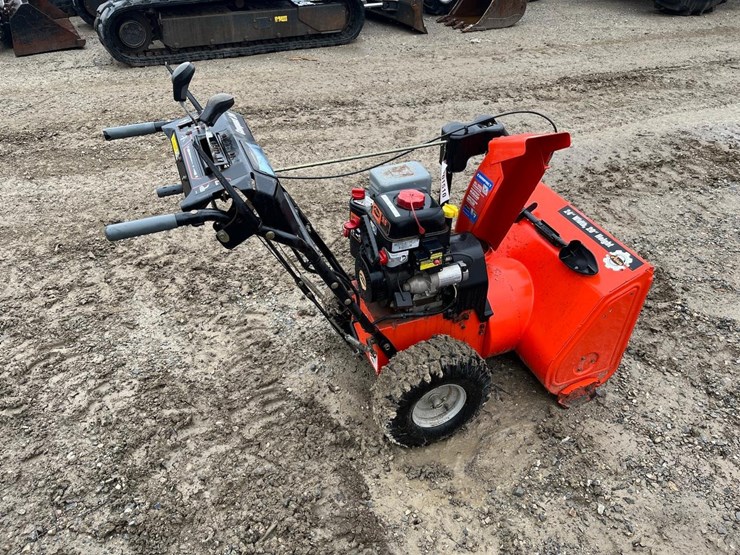 ariens-24"-walk-behind-snow-blower-image-4