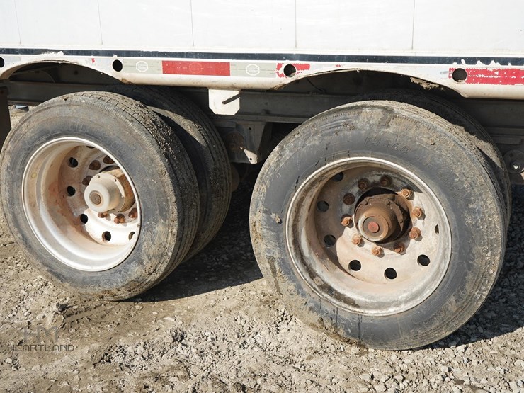 2016-mac-trailer-mfg-53-ft-x-102-in-image-17