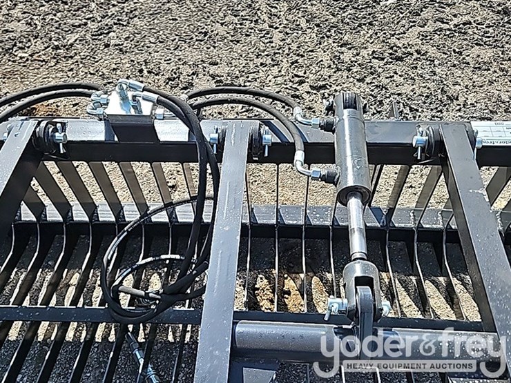 unused-jct-84"-rock-grapple-bucket-to-suit-skidsteer-image-10
