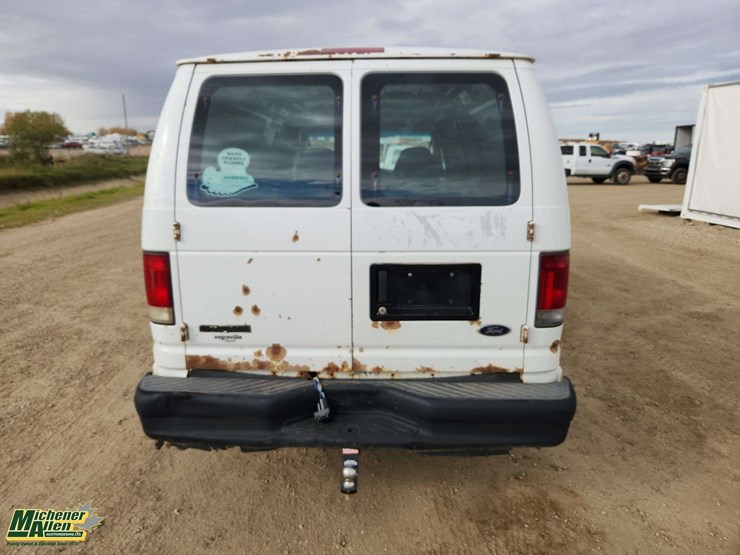 2006-ford-cargo-image-6