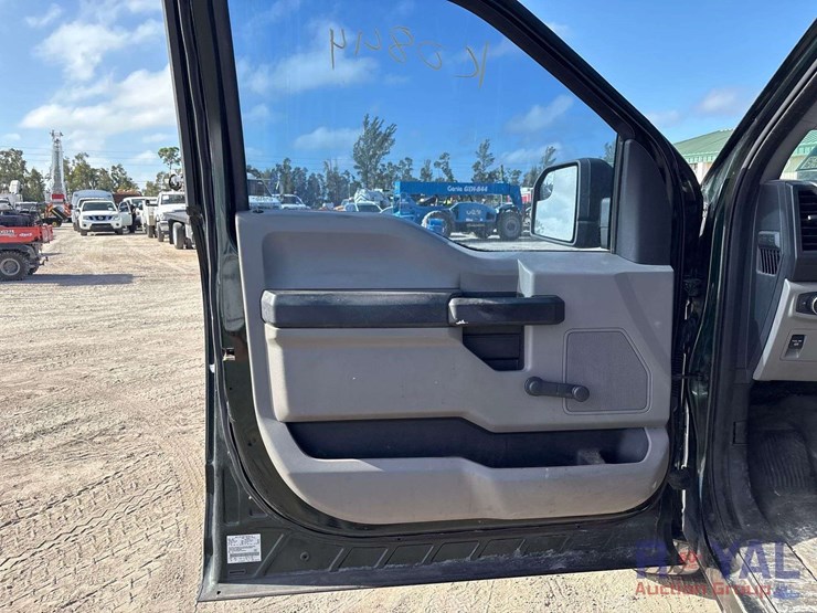 2015-ford-f150-image-10