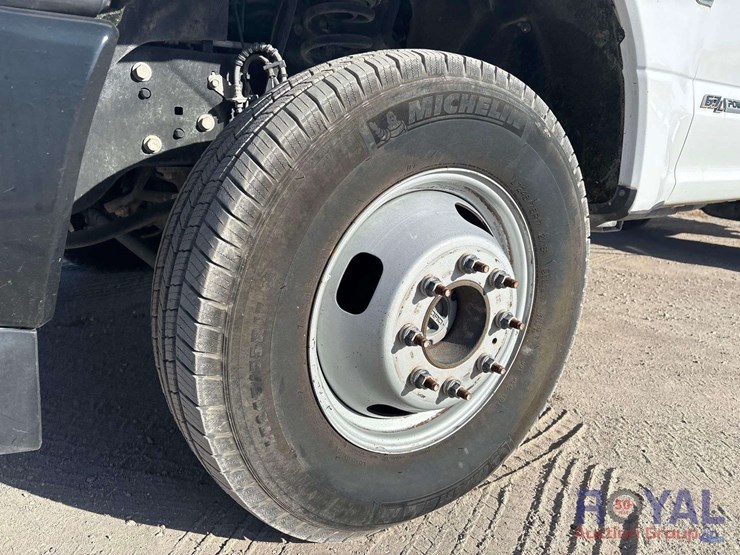 2019-ford-f350-image-18