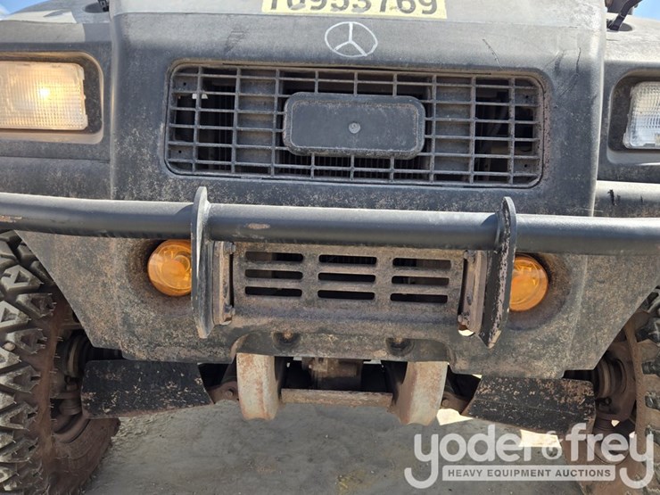 2019-club-car-carryall-1700-image-8