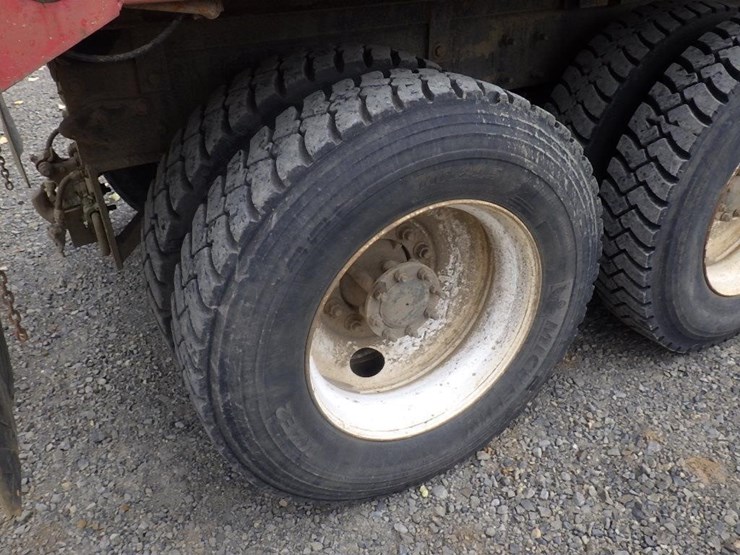 2005-mack-cv713-granite-15'-3-axle-dump-truck-image-41