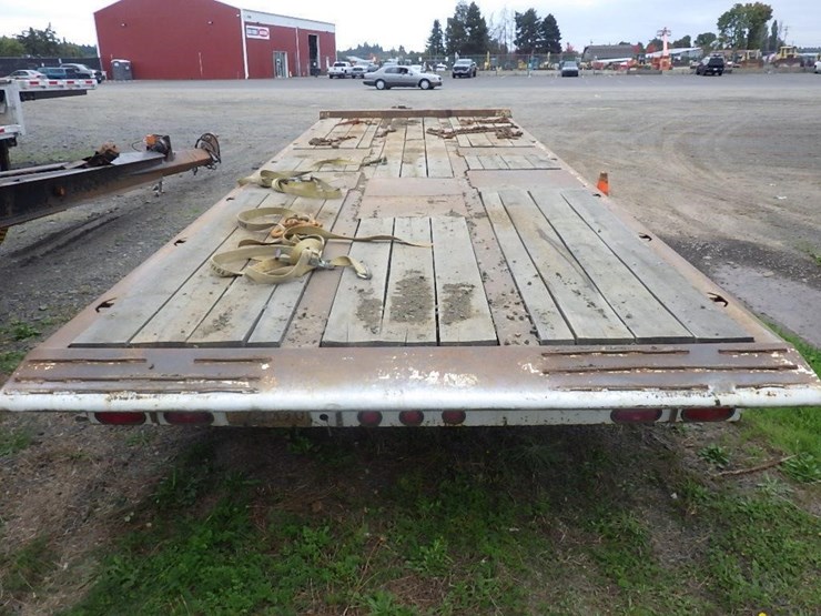 25'-t/a-equipment-trailer-image-6