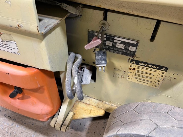 jlg-2630es-image-11