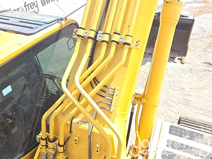 2022-komatsu-pc490-lc-11-image-50