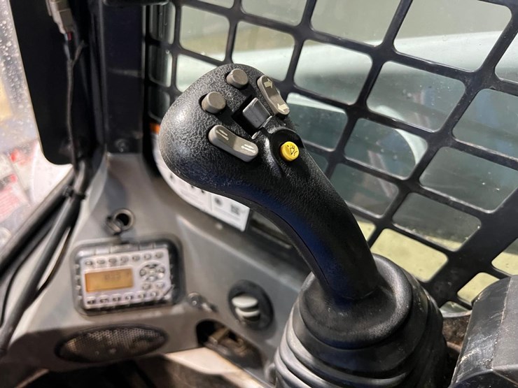 2019-bobcat-t770-image-30