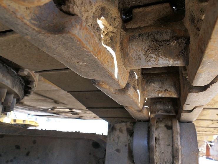 2013-caterpillar-336e-image-16