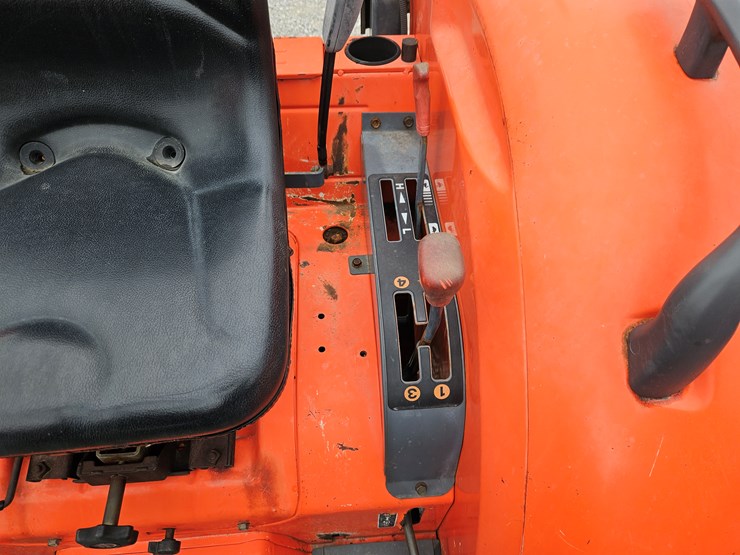 kubota-l3830-image-8