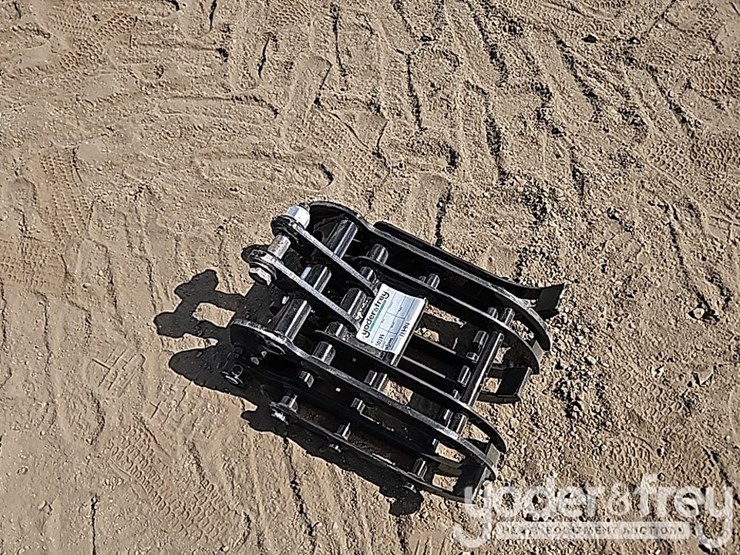 unused-ir-wood-grabber-to-suit-mini-excavator-image-7