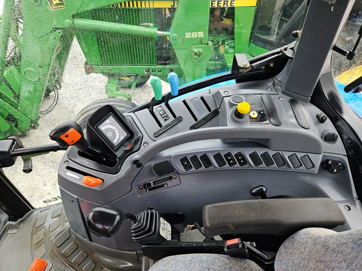2008-new-holland-t6050-image-11