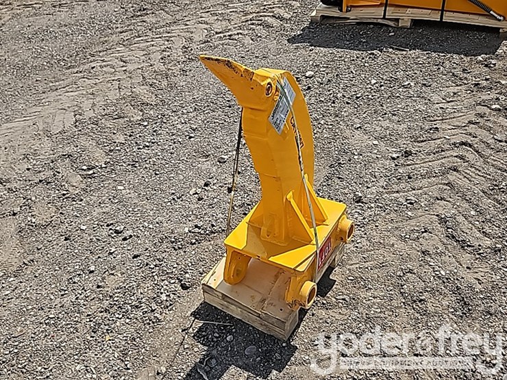 2025-caterpillar-305-image-1
