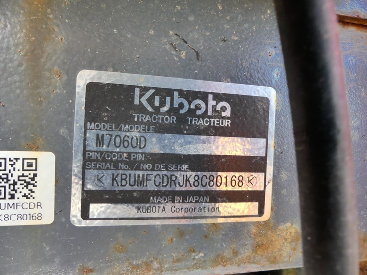2019-kubota-m7060-image-15