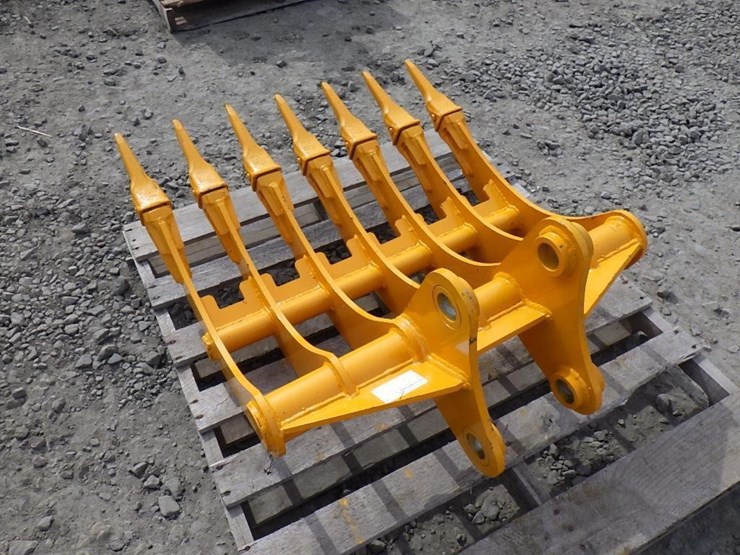 caterpillar-305-image-2