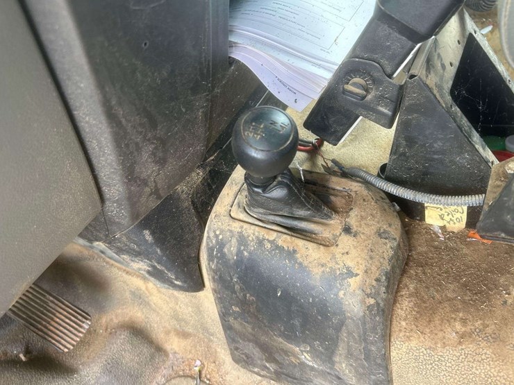2017-ford-f550-image-13