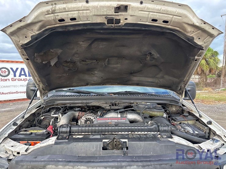2003-ford-f550-image-17