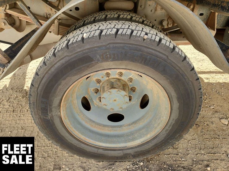 2016-ford-f550-image-31